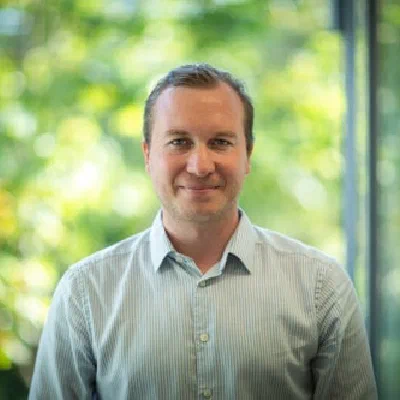 Dr. Sebastian Erhardt